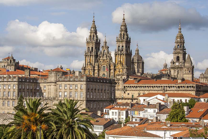 Santiago de Compostela - Tour of Santiago de Compostela and attend the pilgrim mass