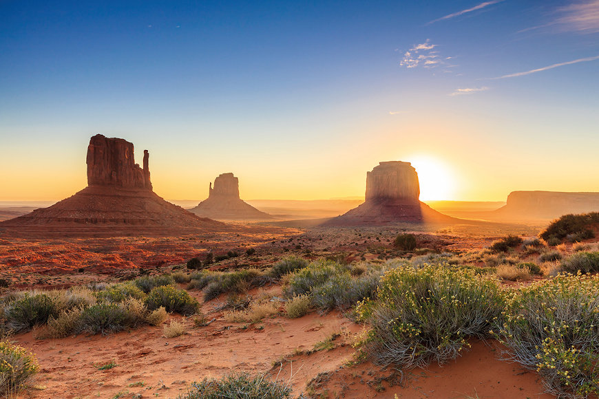 USA - Monument Valley - Open vehicle tour with Navajo guide