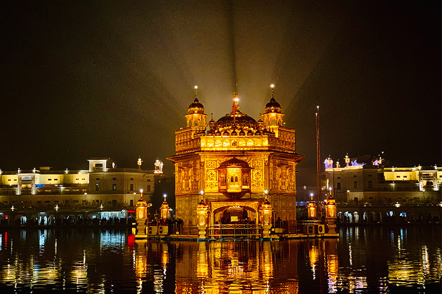 India - Amritsar - Experience a Palki ceremony at the Golden Temple