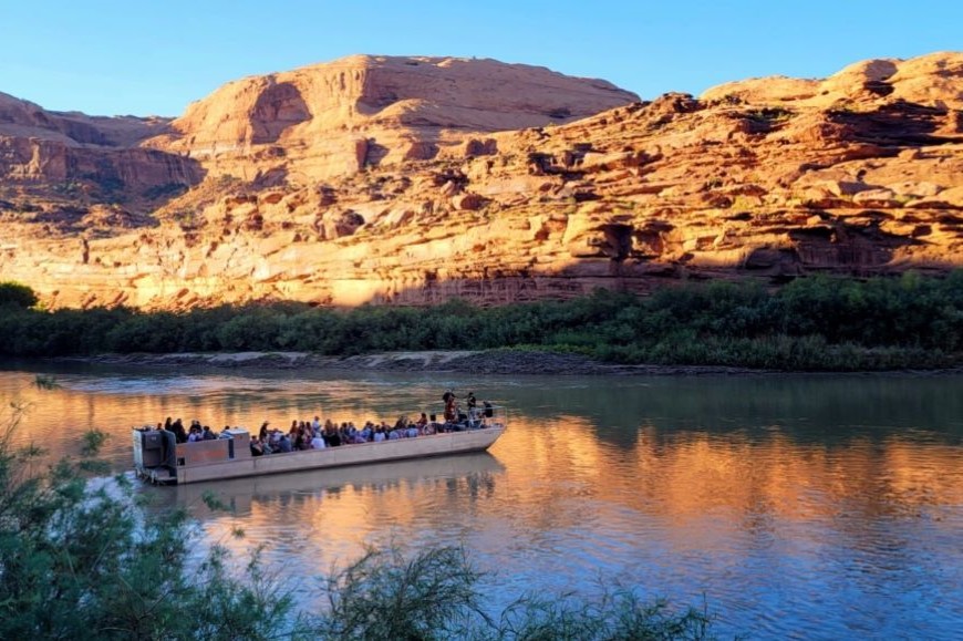 USA - Moab - Evening Colorado River Boat Trip with dinner